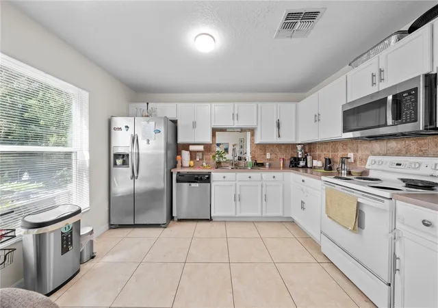 Photo 4 of Single family home for sale at 2344 Topaz Trl, Kissimmee, FL 34743 | MLS# S5156692 | Listing updated on 2026-09-15