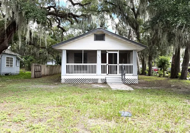 Photo 1 of Single family home for sale at 1010 S Dudley Ave, Bartow, FL 33830 | MLS# L4964719 | Listing updated on 2026-10-09