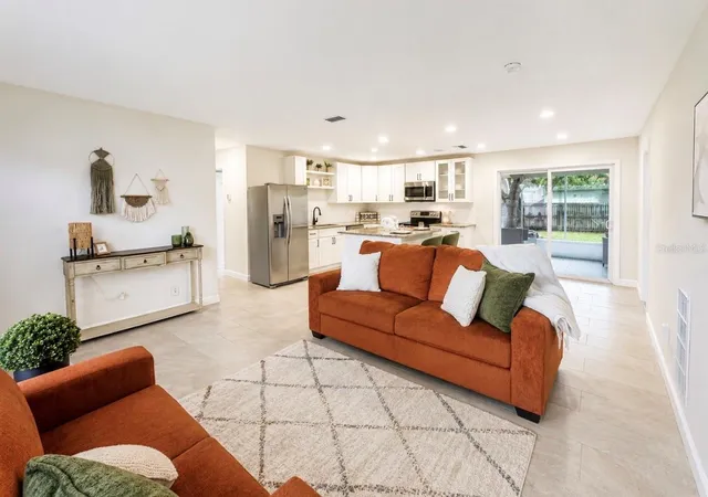 Photo 2 of Single family home for sale at 482 Oakwood Dr, Dunedin, FL 34698 | MLS# TB8544354 | Listing updated on 2026-09-13