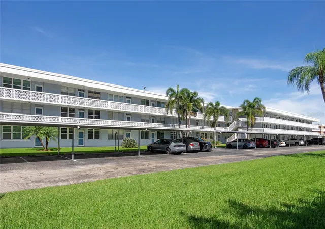 Photo 1 of Condo for sale at 4720 Locust St Ne #219, Saint Petersburg, FL 33703 | MLS# TB8544395 | Listing updated on 2026-09-11