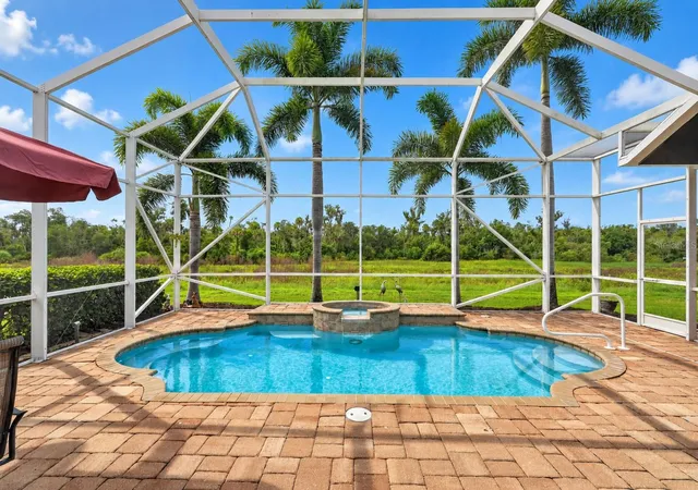 Photo 2 of Sale Pending at 7007 74th Street Cir E, Bradenton, FL 34203 | MLS# A4704741 | Listing updated on 2026-09-15