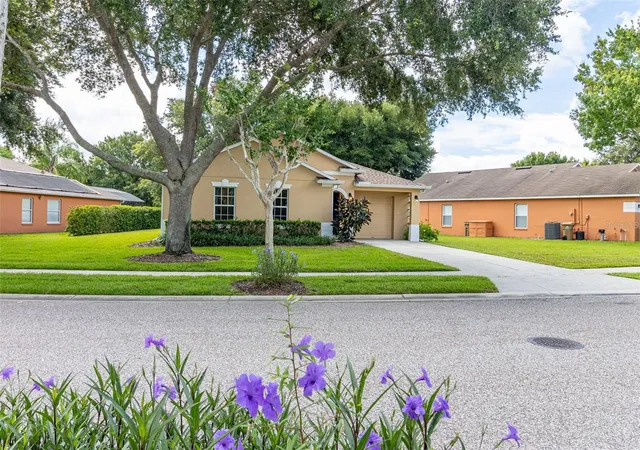 Photo 2 of Single family home for sale at 17506 Woodcrest Way, Clermont, FL 34714 | MLS# S5156747 | Listing updated on 2026-10-07