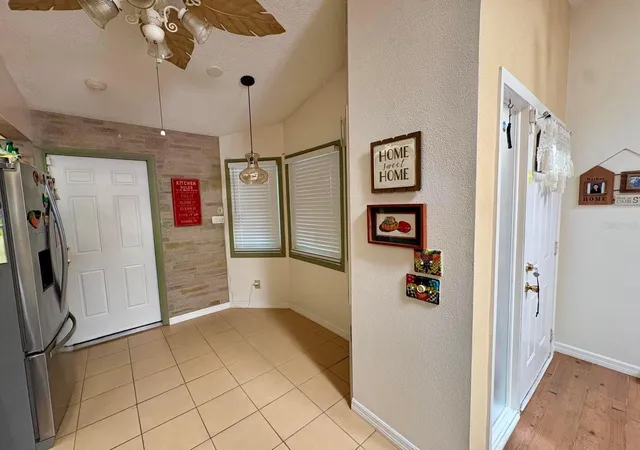Photo 3 of Single family home for sale at 2466 Alhambra St, Clearwater, FL 33761 | MLS# S5156748 | Listing updated on 2026-10-05