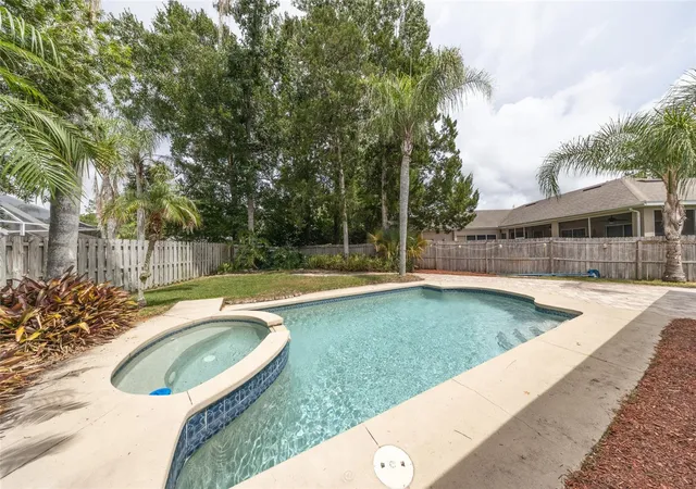 Photo 3 of Single family home for sale at 34 Woodholme Ln, Palm Coast, FL 32164 | MLS# FC321144 | Listing updated on 2026-10-03