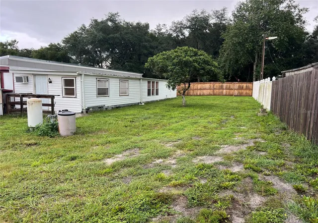 Photo 3 of Manufactured home for sale at 31800 E Skyline Dr, Deland, FL 32720 | MLS# V4951059 | Listing updated on 2026-10-02