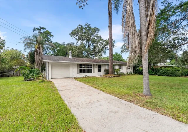 Photo 1 of Single family home for sale at 1804 Nw 36th Terrace, Gainesville, FL 32605 | MLS# GC543178 | Listing updated on 2026-10-24