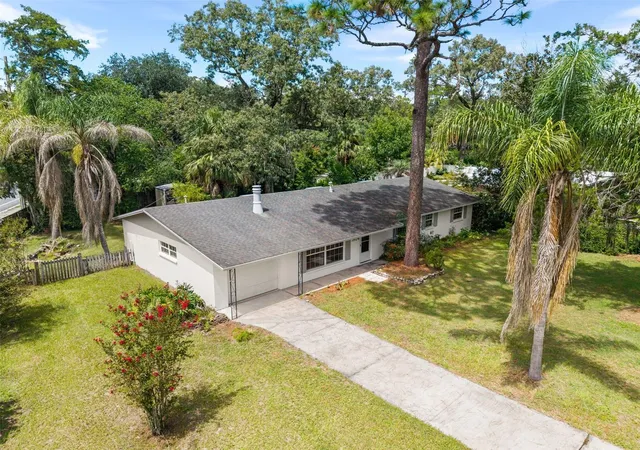 Photo 3 of Single family home for sale at 1804 Nw 36th Terrace, Gainesville, FL 32605 | MLS# GC543178 | Listing updated on 2026-10-24