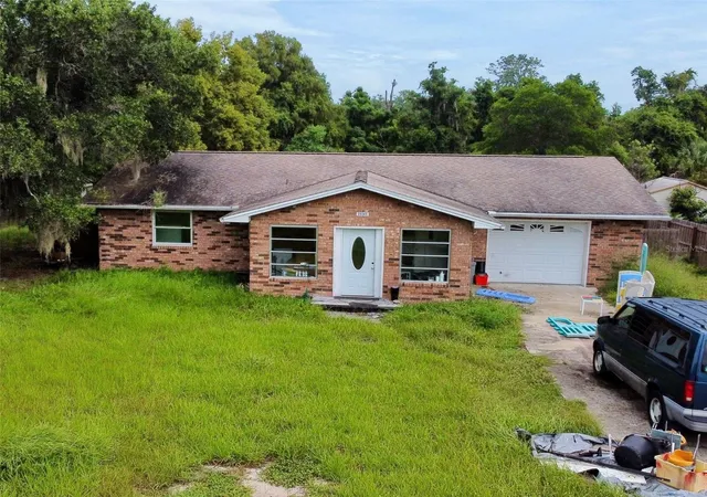Photo 2 of Single family home for sale at 5243 Eagles Nest Rd, Fruitland Park, FL 34731 | MLS# G5117264 | Listing updated on 2026-09-15