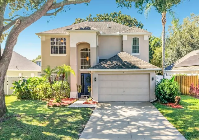 Photo 3 of Single family home for sale at 513 Winding Holw Ave, Ocoee, FL 34761 | MLS# O6438273 | Listing updated on 2026-09-15