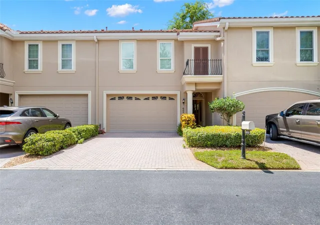 Photo 2 of Townhouse for sale at 6058 Gulfport Blvd S, Gulfport, FL 33707 | MLS# TB8544594 | Listing updated on 2026-09-21