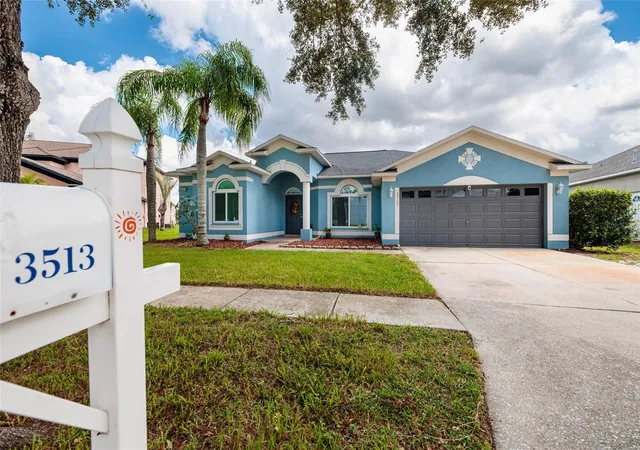 Photo 2 of Single family home for sale at 3513 Pine Top Dr, Valrico, FL 33594 | MLS# TB8544640 | Listing updated on 2026-09-12