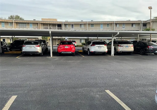Listing Photo 4 - Condo for sale in building located at 2244 Winkler Ave, Fort Myers, FL 33901 - Unit #301