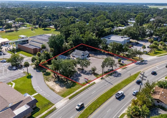 Photo 1 of Single family home for sale at 1042 N Dixie Fwy, New Smyrna Beach, FL 32168 | MLS# NS1089147 | Listing updated on 2026-09-09