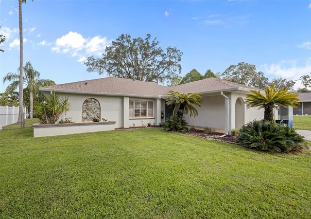 Photo 2 of Single family home for sale at 11401 Callaghan Ave, Spring Hill, FL 34608 | MLS# TB8544725 | Listing updated on 2026-10-01