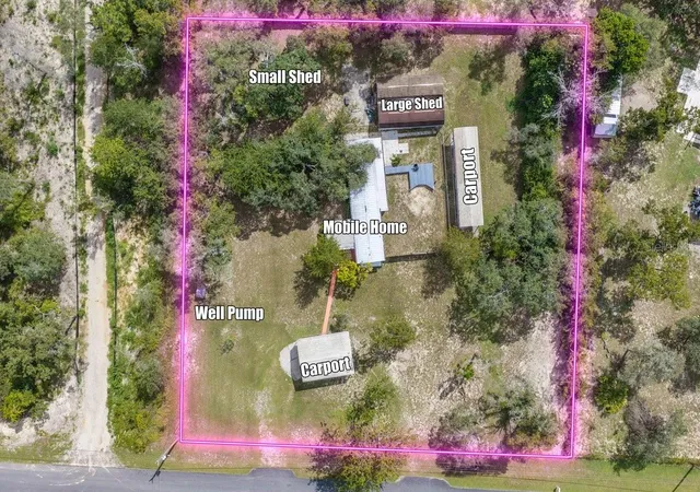Photo 1 of Sale Pending at 11390 Maripoe Rd, Weeki Wachee, FL 34614 | MLS# W7889124 | Listing updated on 2026-09-15
