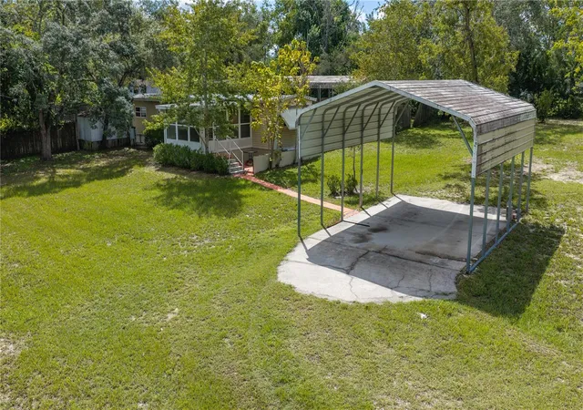 Photo 3 of Sale Pending at 11390 Maripoe Rd, Weeki Wachee, FL 34614 | MLS# W7889124 | Listing updated on 2026-09-15