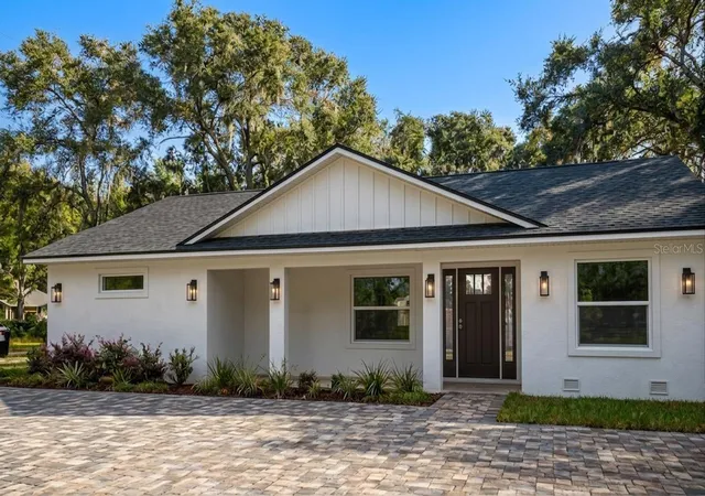 Photo 2 of Single family home for sale at 2118 Hamilton Ave, Orange City, FL 32763 | MLS# O6438397 | Listing updated on 2026-09-11
