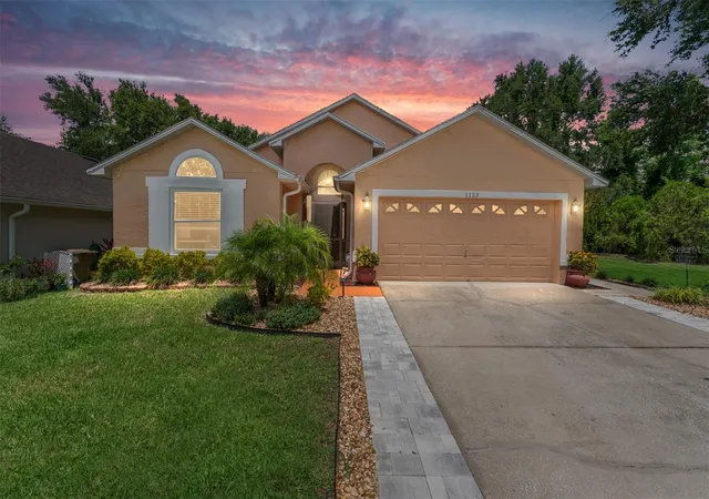 Single family home for sale at 1123 W Greenley Ave, Groveland, FL 34736 | MLS# G5117283 | Listing updated on 2026-09-14