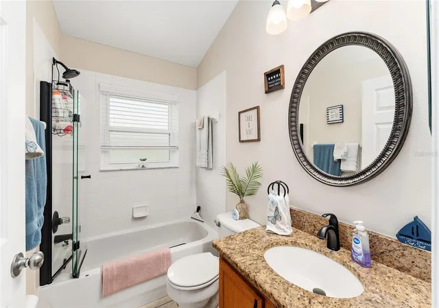 Photo 4 of Single family home for sale at 1123 W Greenley Ave, Groveland, FL 34736 | MLS# G5117283 | Listing updated on 2026-09-14