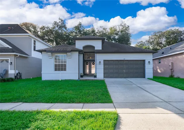 Photo 1 of Single family home for sale at 519 Pleasant Grv Dr, Winter Springs, FL 32708 | MLS# O6438464 | Listing updated on 2026-09-15