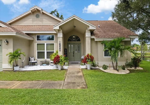 Photo 3 of Sale Pending at 1650 Winners Cir, Tarpon Springs, FL 34689 | MLS# TB8544800 | Listing updated on 2026-09-15