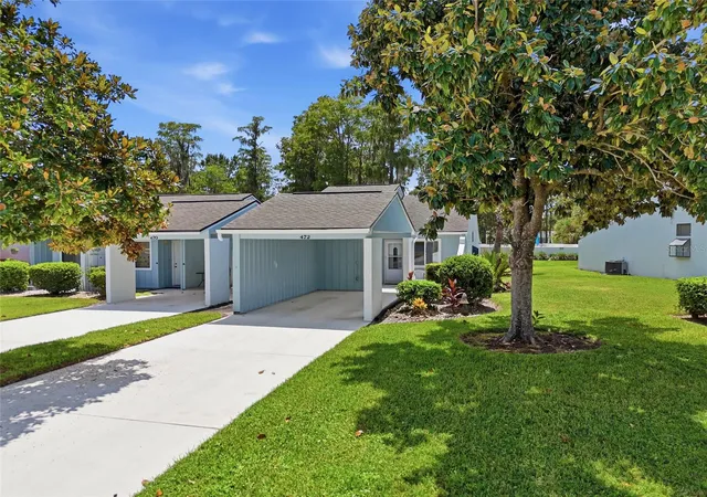 Photo 2 of Single family home for sale at 472 Prestwick Pl, Kissimmee, FL 34759 | MLS# W7889129 | Listing updated on 2026-09-15