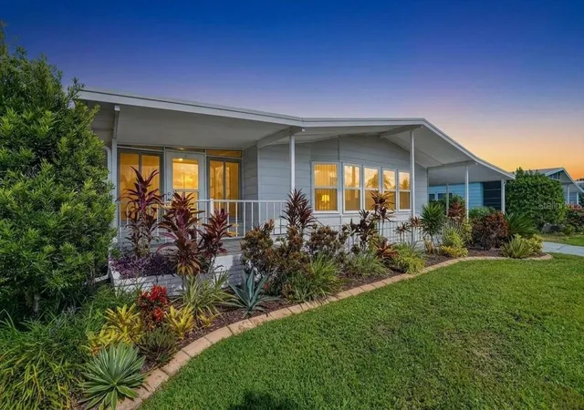 Photo 2 of Manufactured home for sale at 8534 Imperial Cir, Palmetto, FL 34221 | MLS# A4704832 | Listing updated on 2026-10-05