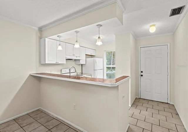 Photo 2 of Multi family home for sale at 4631 Summerwind Dr #16, Sarasota, FL 34234 | MLS# A4704841 | Listing updated on 2026-09-10