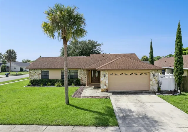 Photo 1 of Single family home for sale at 2402 Woodway Dr, Orlando, FL 32837 | MLS# O6438526 | Listing updated on 2026-10-13