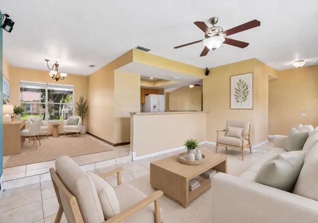 Photo 2 of Single family home for sale at 2402 Woodway Dr, Orlando, FL 32837 | MLS# O6438526 | Listing updated on 2026-10-13