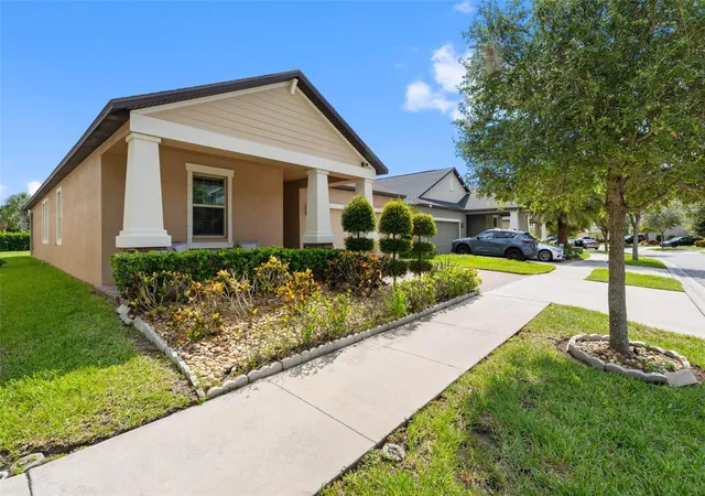 Photo 2 of Single family home for sale at 9730 Ivory Dr, Sun City Center, FL 33573 | MLS# TB8544870 | Listing updated on 2026-09-12
