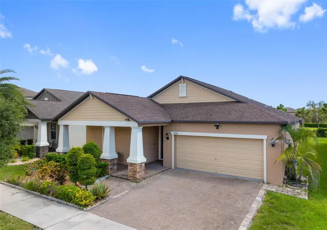 Photo 3 of Single family home for sale at 9730 Ivory Dr, Sun City Center, FL 33573 | MLS# TB8544870 | Listing updated on 2026-09-12
