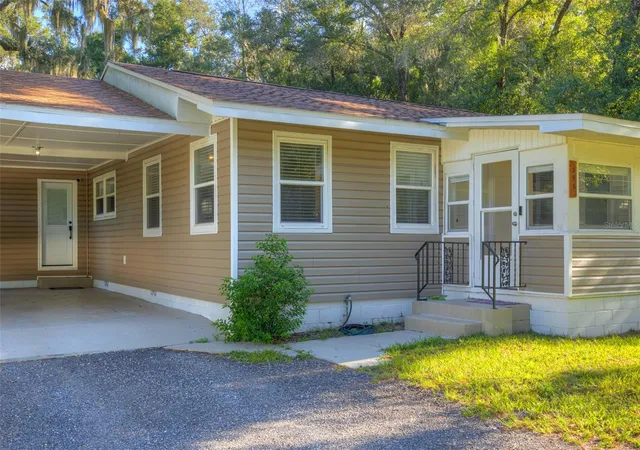 Photo 3 of Single family home for sale at 355 W Wisconsin Ave, Orange City, FL 32763 | MLS# V4951078 | Listing updated on 2026-09-10