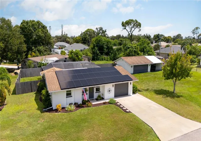 Photo 1 of Single family home for sale at 751 Nantucket Rd, Venice, FL 34293 | MLS# C7530282 | Listing updated on 2026-09-23
