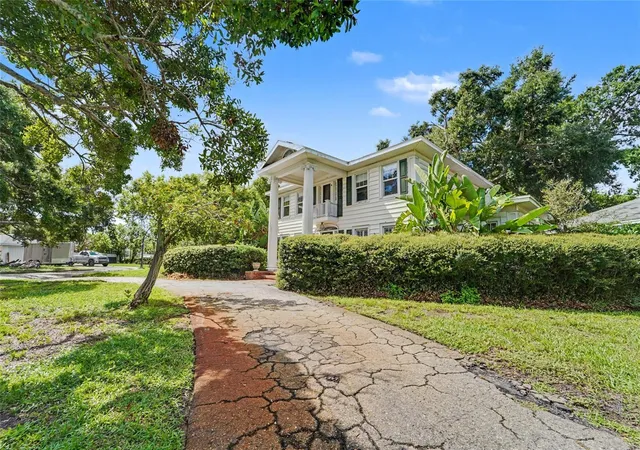 Photo 3 of Single family home for sale at 6100 3rd Avenue N, Saint Petersburg, FL 33710 | MLS# TB8544907 | Listing updated on 2026-10-25