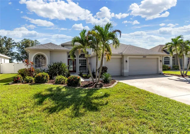 Photo 1 of Single family home for sale at 2927 122nd Place E, Parrish, FL 34219 | MLS# A4704876 | Listing updated on 2026-10-24
