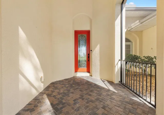 Photo 3 of Single family home for sale at 6027 Spinnaker Loop, Lady Lake, FL 32159 | MLS# G5117304 | Listing updated on 2026-09-11