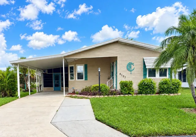 Manufactured home for sale at 6107 Grand Oaks Dr SE, WINTER HAVEN, FL 33884 | MLS# L4964771