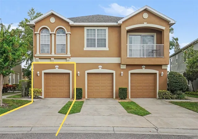 Photo 4 of Townhouse for sale at 9005 Moonlit Meadows Loop, Riverview, FL 33578 | MLS# TB8544983 | Listing updated on 2026-10-05