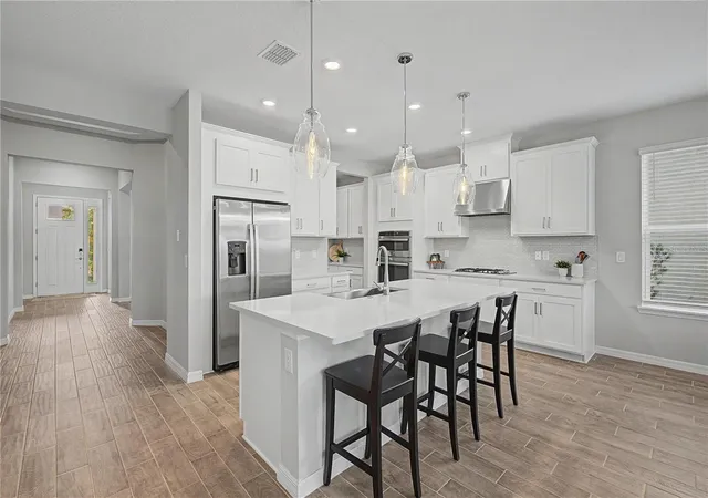 Photo 2 of Single family home for sale at 10938 Fieldstone Dr, Palmetto, FL 34221 | MLS# TB8544989 | Listing updated on 2026-10-03