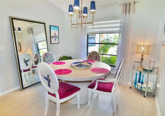 Photo 3 of Single family home for sale at 3286 Meadow Run Cir, Venice, FL 34293 | MLS# N6145603 | Listing updated on 2026-09-17