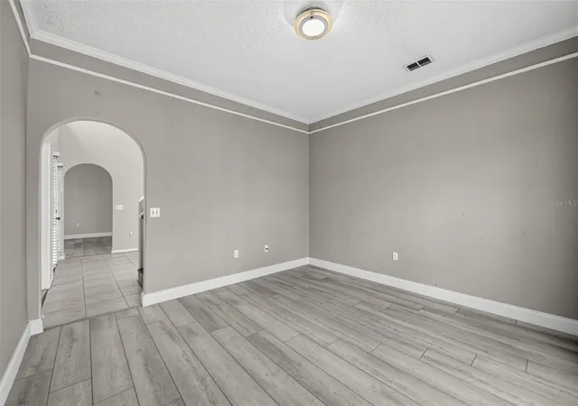 Photo 4 of Sale Pending at 3222 Reserve Ct, Orlando, FL 32825 | MLS# O6438674 | Listing updated on 2026-09-10