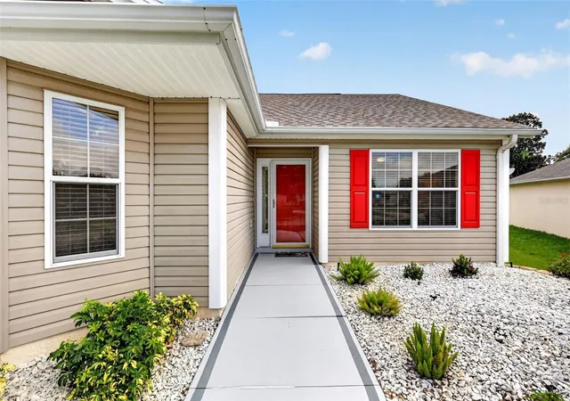 Photo 3 of Single family home for sale at 17107 Se 93rd Exeter Ct, The Villages, FL 32162 | MLS# G5117316 | Listing updated on 2026-09-22