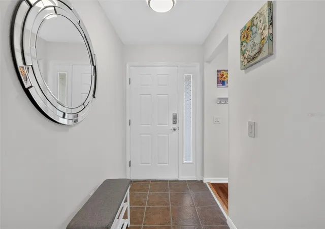 Photo 4 of Single family home for sale at 17107 SE 93rd Exeter Ct, The Villages, FL 32162 | MLS# G5117316 | Listing updated on 2026-09-22