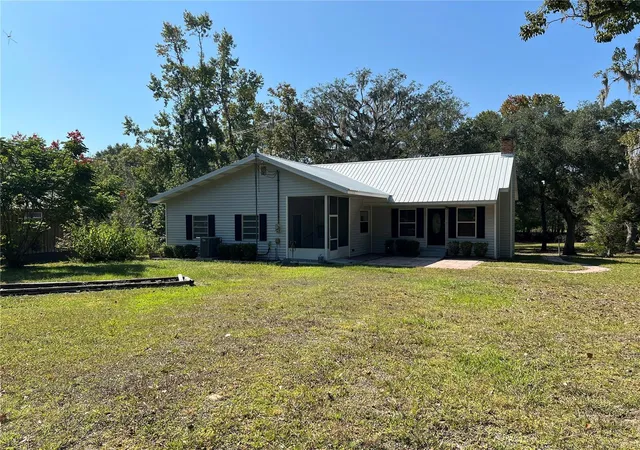 Photo 3 of Sale Pending at 2099 SW 75th Avenue, Bell, FL 32619 | MLS# GC543207 | Listing updated on 2026-09-18