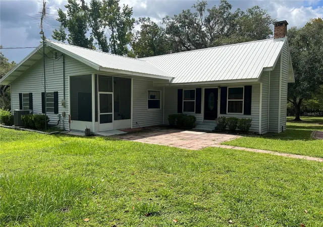 Photo 4 of Sale Pending at 2099 SW 75th Avenue, Bell, FL 32619 | MLS# GC543207 | Listing updated on 2026-09-18