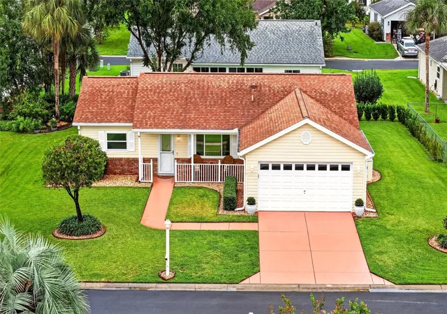 Photo 1 of Single family home for sale at 11661 Sw 137th Loop, Dunnellon, FL 34432 | MLS# OM731604 | Listing updated on 2026-09-30