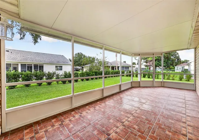 Photo 4 of Single family home for sale at 11661 SW 137th Loop, Dunnellon, FL 34432 | MLS# OM731604 | Listing updated on 2026-09-30