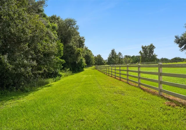 Land for sale at Sugarloaf Mountain Rd, CLERMONT, FL 34711 | MLS# O6438781