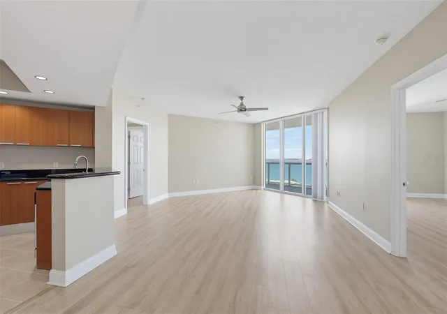 Photo 4 of Condo for sale at 241 Riverside Dr #1006, Daytona Beach, FL 32117 | MLS# V4951091 | Listing updated on 2026-09-11